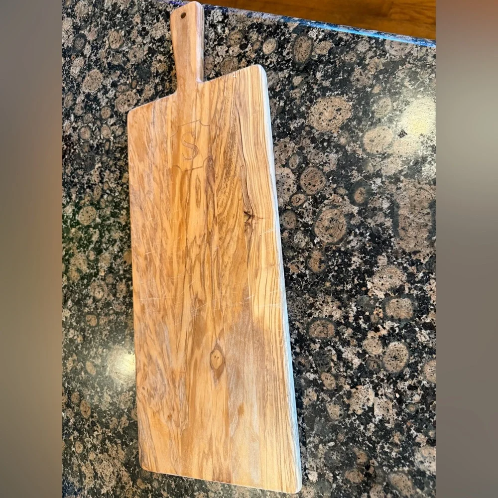 Williams Sonoma wooden cutting board chopping block engraved initial S